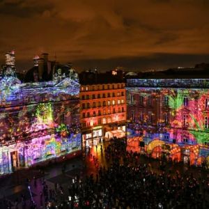 La Fête des Lumières de Lyon : de la tradition religieuse à l'événement mondial