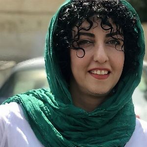 Libération pour raison médicale de Narges Mohammadi, la Prix Nobel de la paix en Iran