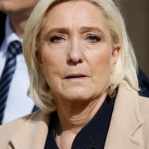 Marine Le Pen accuse Emmanuel Macron d'être le principal responsable de la situation politique actuelle