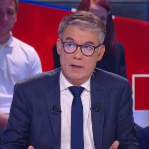 Olivier Faure refuse une démission d'Emmanuel Macron, contrairement à LFI