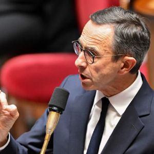 Renversement du gouvernement de Michel Barnier : Bruno Retailleau dénonce une alliance surprenante