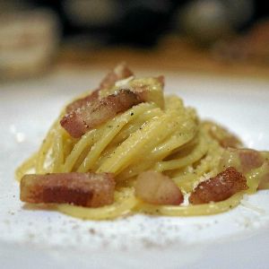 Rome : une association veut plafonner le prix des fameuses pâtes carbonara