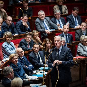 Vote de censure à l'Assemblée nationale, tensions en Corée du Sud et recul sur la protection du loup : les faits marquants du mercredi matin