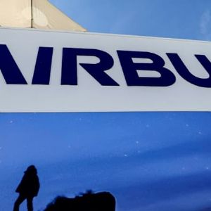 Airbus réduit le nombre de suppressions de postes dans sa division défense et espace