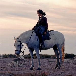 "Analyse du western fantastico-féministe « Animale » tourné en Camargue"