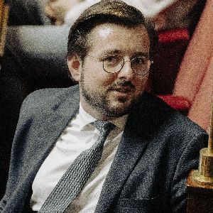 Coalition à la française : la proposition de Philippe Brun pour contrer la censure gouvernementale