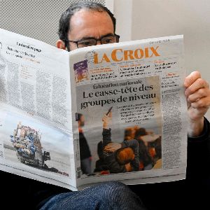 Crise d'identité chez Bayard et La Croix