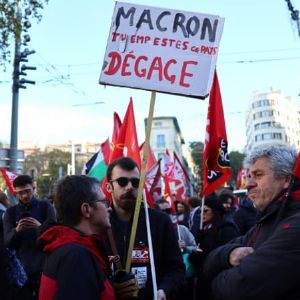 Mobilisation de 1 500 à 2 500 personnes à Nice contre les coupes budgétaires