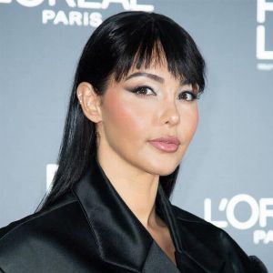 Nabilla consulte la dermatologue des stars à Dubaï : en bonne compagnie avec Naomi Campbell et Lindsay Lohan