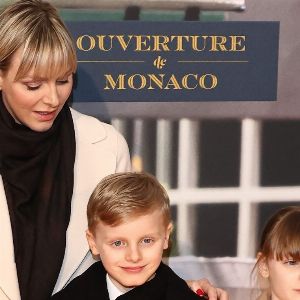 "Hommage royal à Charlene de Monaco lors de l'inauguration du quartier Mareterra en présence de Jacques et Gabriella"