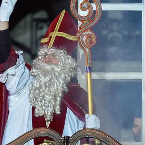 Report de la descente de Saint-Nicolas à Cambrai à cause des intempéries