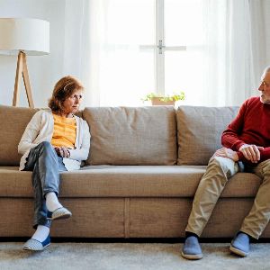 Les ruptures de couples après 50 ans en hausse : la tendance du "divorce gris"