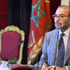 Le roi Mohammed VI du Maroc opéré avec succès suite à une fracture à l'épaule