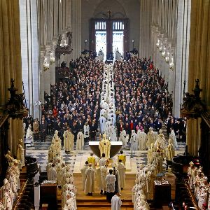 Messe inaugurale de Notre-Dame de Paris : moments forts et émotions partagées