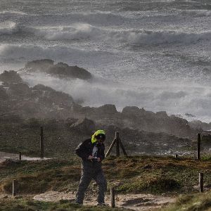 Tempête Darragh en France : dégâts importants et blessés signalés