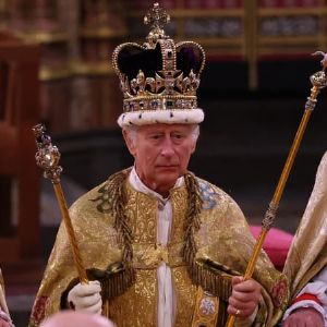 Charles III craignait que sa couronne vacille lors de son couronnement