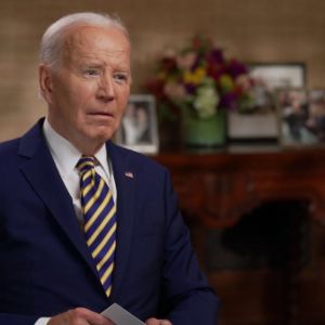 Joe Biden prêt à discuter avec tous les groupes syriens malgré les avertissements sur les rebelles anciennement liés au terrorisme