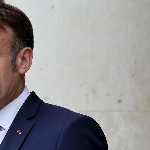 Macron consulte à l'Élysée pour former un nouveau gouvernement