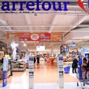 "Alerte ! Des biscuits contaminés par des corps étrangers chez Carrefour"