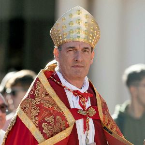 "Le cardinal Bustillo dévoile la singularité de la Corse : un laboratoire de laïcité pour la France !"