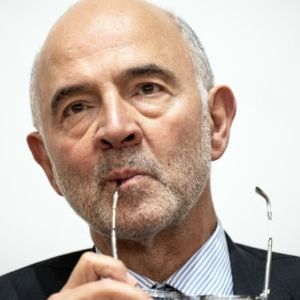 "Pierre Moscovici lance un appel pour un gouvernement solide et une stratégie budgétaire affirmée"