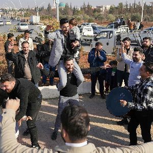 "Révélation choc : Syrie en crise post-Assad, Macron exclut RN et LFI, ouverture du procès Ruggia - L'actu à ne pas manquer ce lundi 9 décembre"