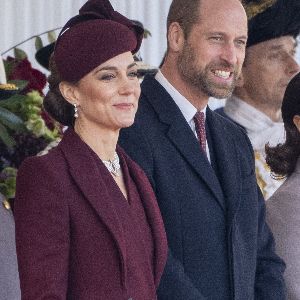 "Révélations choc sur l'avenir de George : Kate et William perturbés avant Noël !"