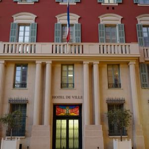 "Scandale à Nice : perquisition à la mairie après le suicide d'une employée"