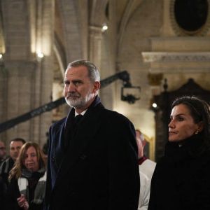 "Scandale royal : Felipe et Letizia d’Espagne boudent Notre-Dame pour une autre cathédrale !"