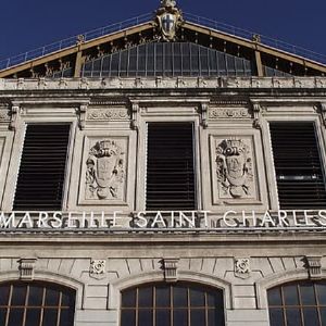 "Grève SNCF: Circulation normale des TER à la gare Saint-Charles malgré le mouvement social"