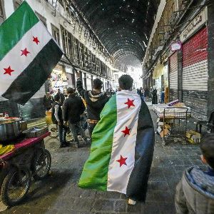 "Historique : un dirigeant intérimaire nommé pour gouverner la Syrie post-Assad"