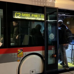 "Incroyable agression d'un chauffeur de bus à Lyon : le prétexte est inacceptable !"