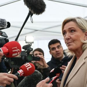 Incroyable ! Marine Le Pen en tête avec 38% des intentions de vote au premier tour - un record historique !