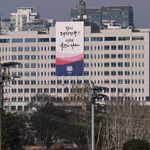 "Incroyable scandale en Corée du Sud - La police stoppée dans sa perquisition des bureaux du président"