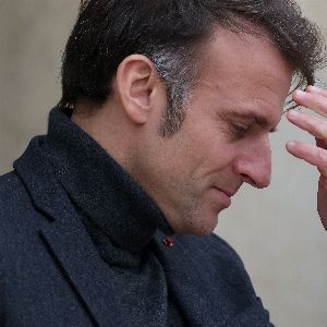 "Macronistes bloqués : l'atterrissage difficile vers une nouvelle réalité politique"