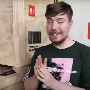 "Révélations choc : MrBeast diagnostiqué astigmate après des critiques sur son physique"