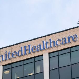 "Scandale autour du meurtre du PDG d'UnitedHealthcare : Les Américains expriment publiquement leur colère contre le système d'assurance santé"