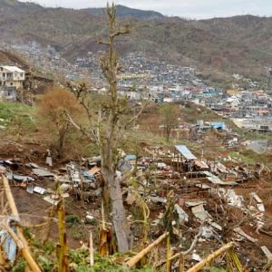 "Alerte économique à Mayotte : les premières mesures choc dévoilées par le gouvernement"