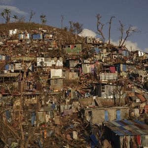 "Alerte ! Mayotte en état de calamité : produits de consommation bloqués"