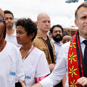 "Incroyable : les annonces choc d'Emmanuel Macron après le passage dévastateur du cyclone Chido à Mayotte"