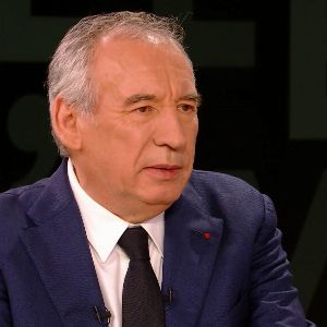 "Les révélations choc de Bayrou sur le gouvernement, les retraites, le 49.3 et Sarkozy !"