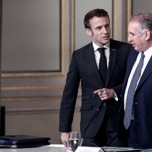 "Scandale politique : Macron et Bayrou complices d'une manœuvre de manipulation selon Bachelot"