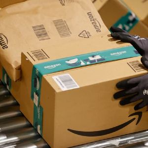 "Découvrez le phénomène du "refund" qui secoue Amazon et les réseaux sociaux !"