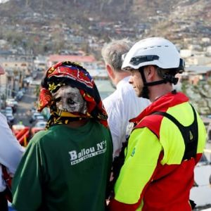 "Incroyable réaction des sinistrés de Mayotte face à Macron : une "loi spéciale" pour reconstruire l'île en attente"