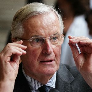 "Révélation : Michel Barnier, une figure politique inattendue à la tête des JO d'hiver 2030"