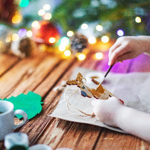 "6 idées créatives pour des vacances de Noël festives en famille"