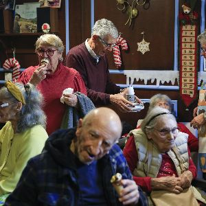 "Découvrez le bistrot unique d'un Ehpad qui comble ses résidents"