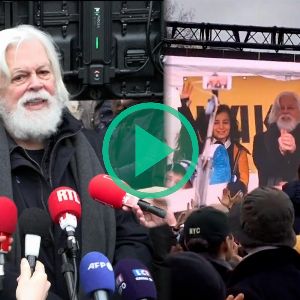 Paul Watson résolument déterminé à stopper la chasse baleinière lors d'un rassemblement à Paris