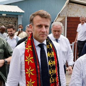 "Scandale à Mayotte : Emmanuel Macron vante le retour de l'eau, mais les Mahorais restent sans ressources"