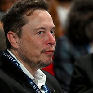 "Elon Musk scandalise en soutenant l'extrême droite allemande sur sa plateforme X"